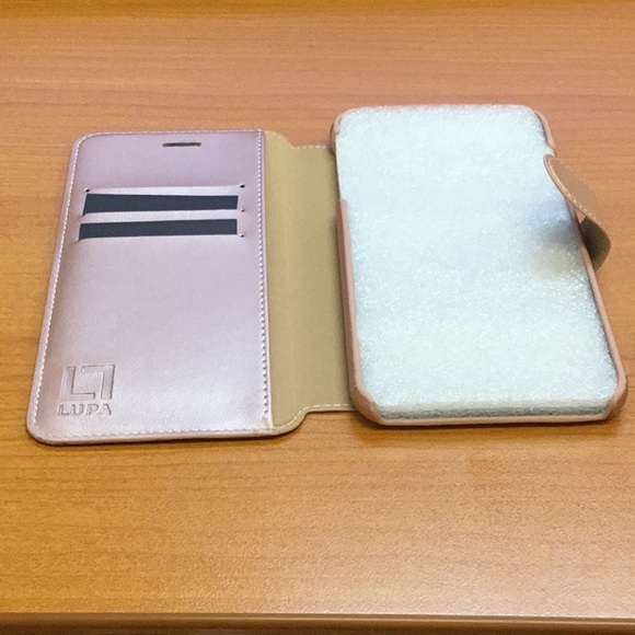 Lupa iPhone case - Picture 2 of 5